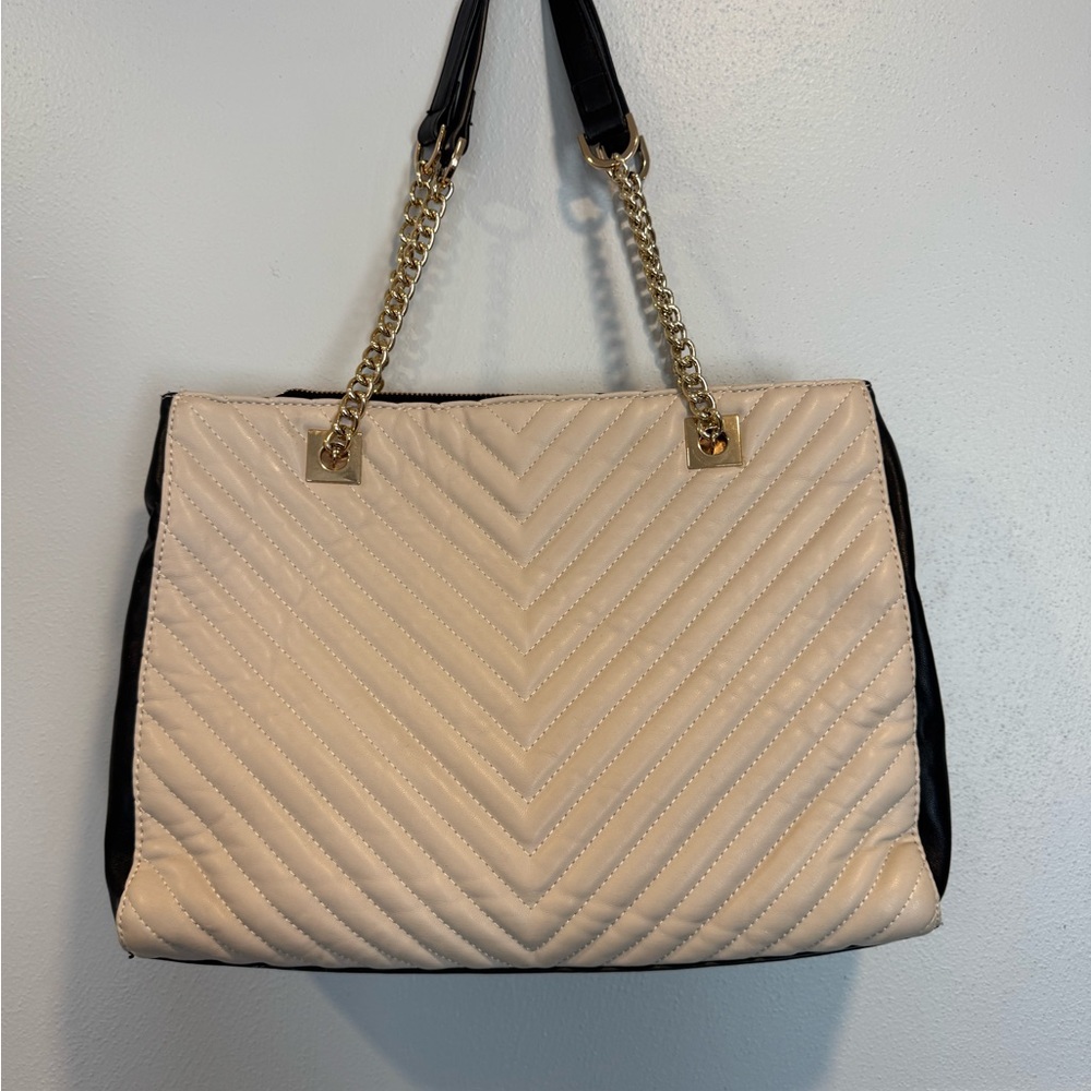 Cream and Black Quilted Shoulder Bag with Gold Chain